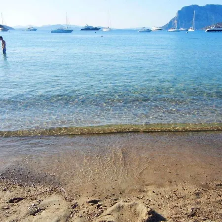Apartamento With One Bedroom In Provincia Di Olbia Tempio With Wonderful Sea View Shared Pool And Balcony 2 Km From The Beach