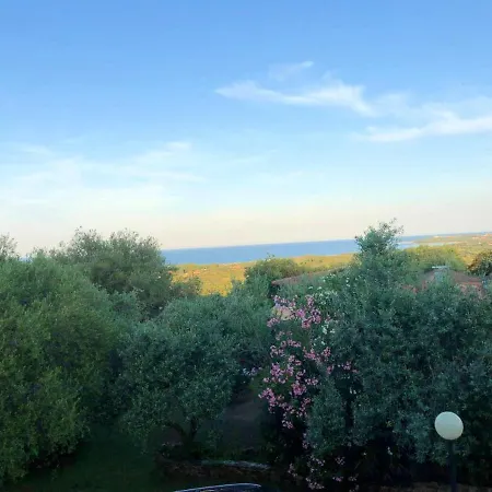 Apartamento With One Bedroom In Provincia Di Olbia Tempio With Wonderful Sea View Shared Pool And Balcony 2 Km From The Beach